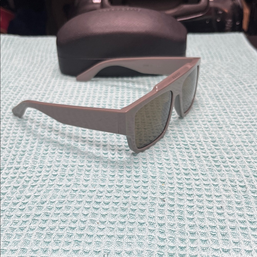 Gucci Gray 56mm Rectangular Sunglasses - image 4
